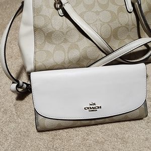 Coach purse and wallet